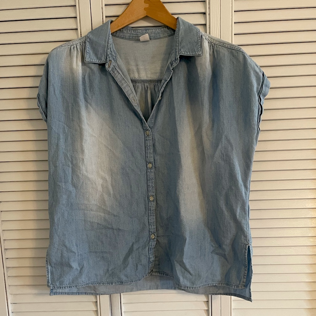 Old Navy Cap Sleeve Button Front Denim Shirt, Women’s Large